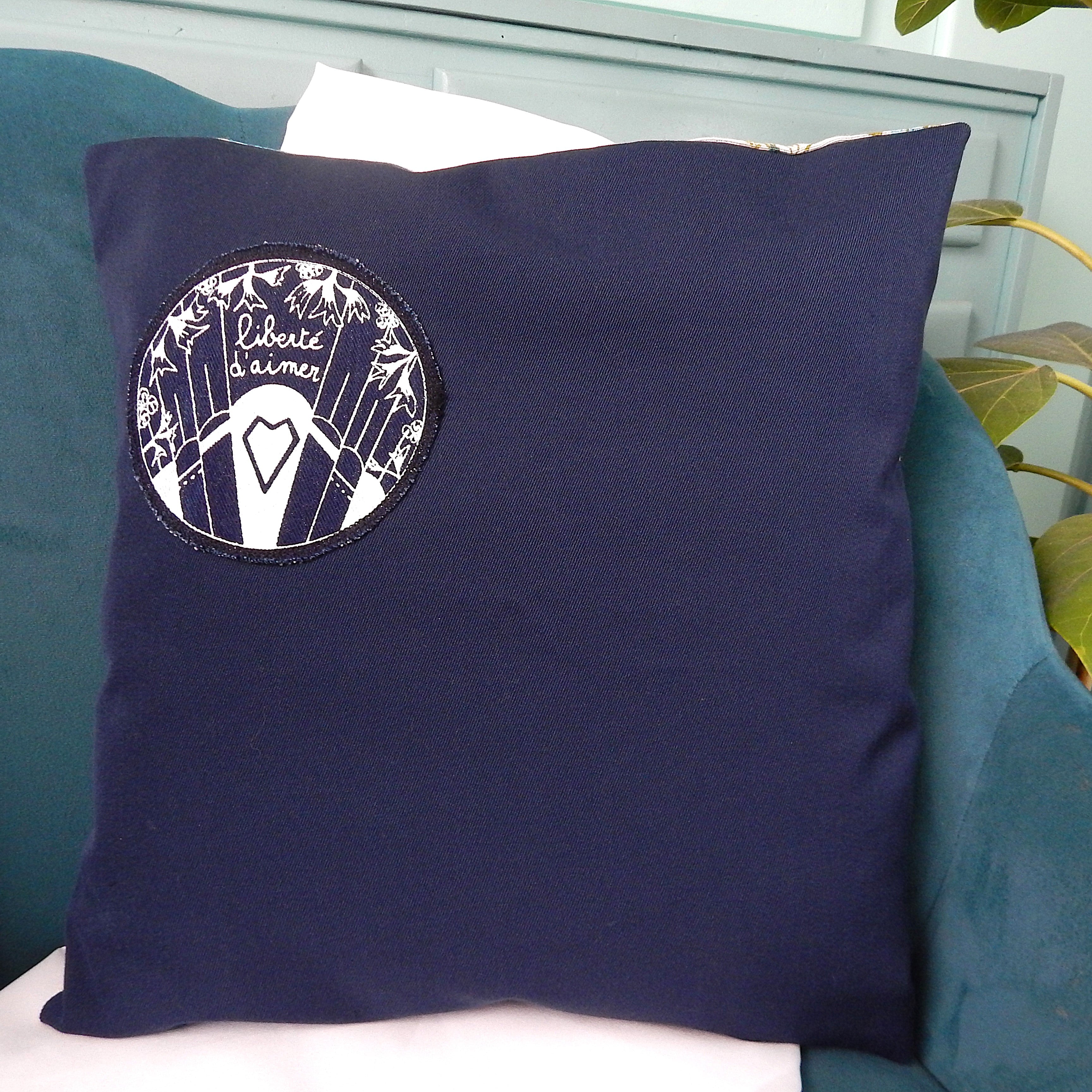 Housse de coussin patchée fait-main
